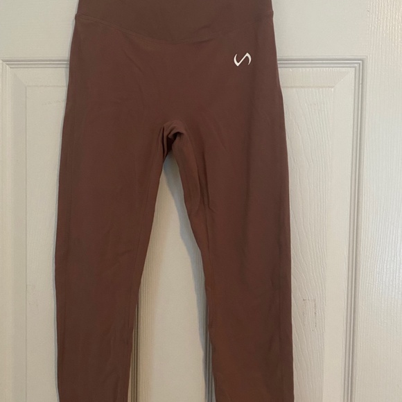 TLF Leggings Bundle - Picture 2 of 4